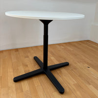 Vitra Bistro Table B0265