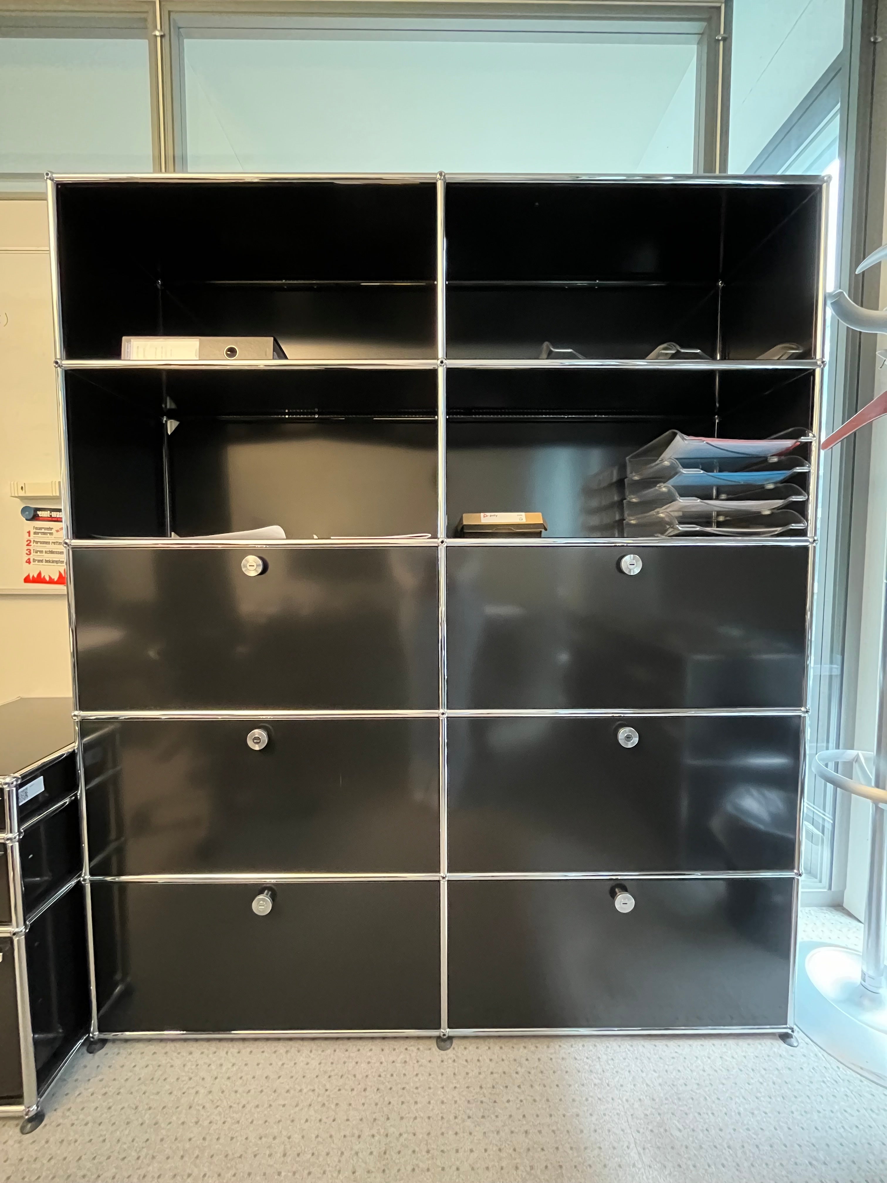 USM Highboard 2x5 schwarz offen 1219