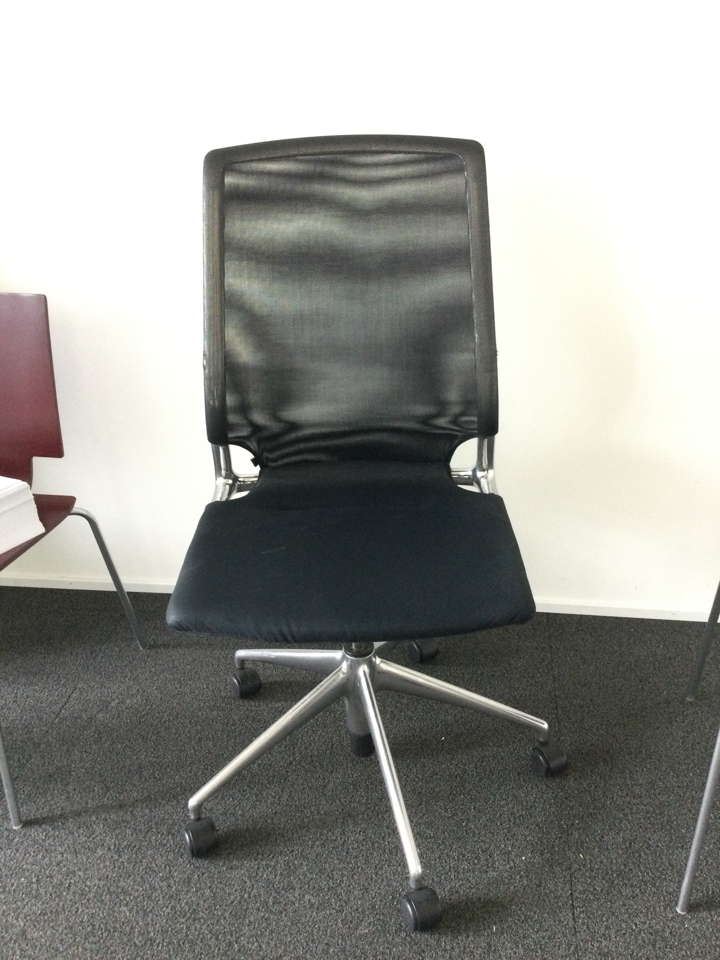 Vitra Meda Chair ohne Armlehnen