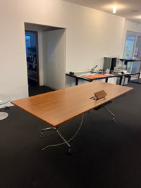 Vitra Konferenztisch