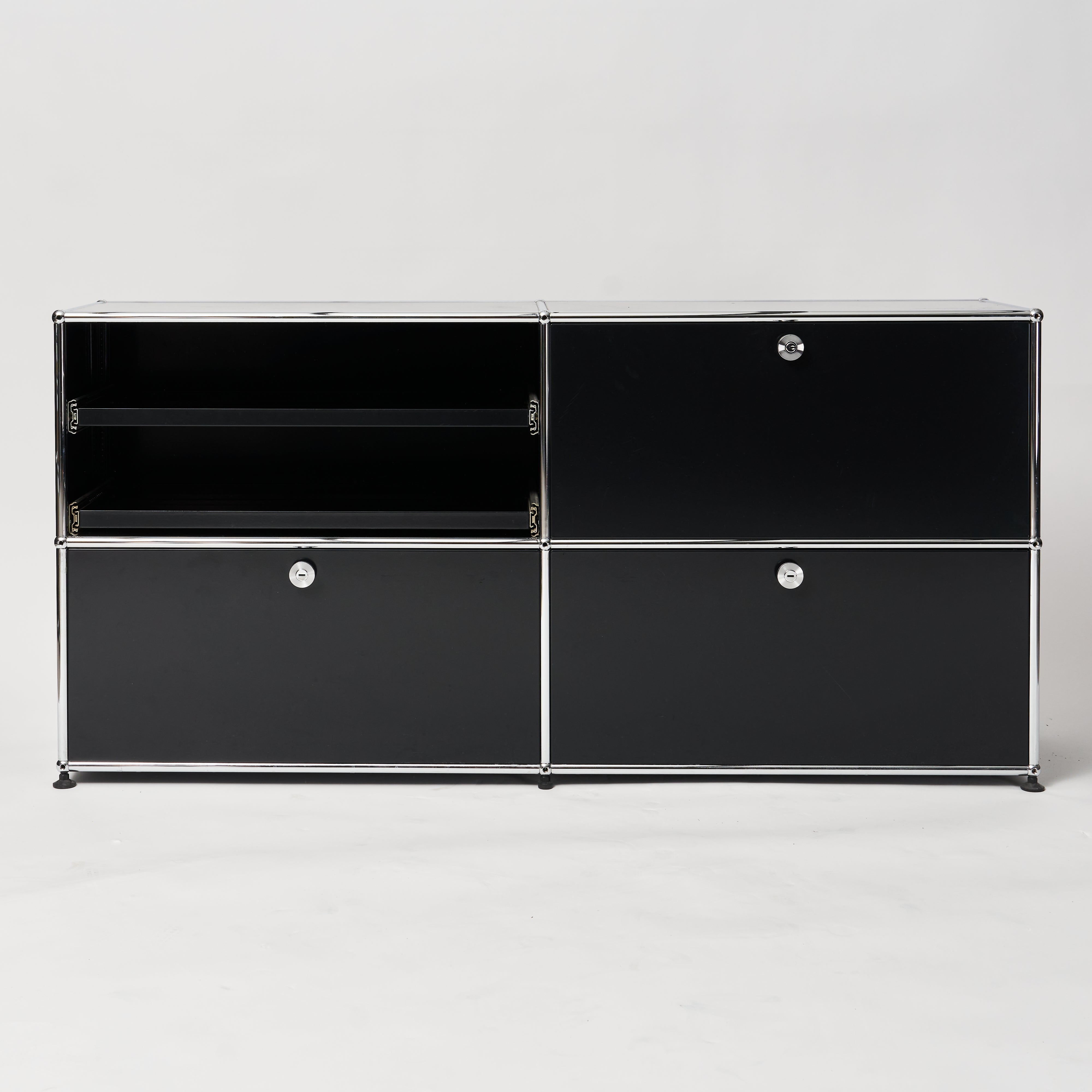 USM Sideboard 2x2 schwarz offen 1216