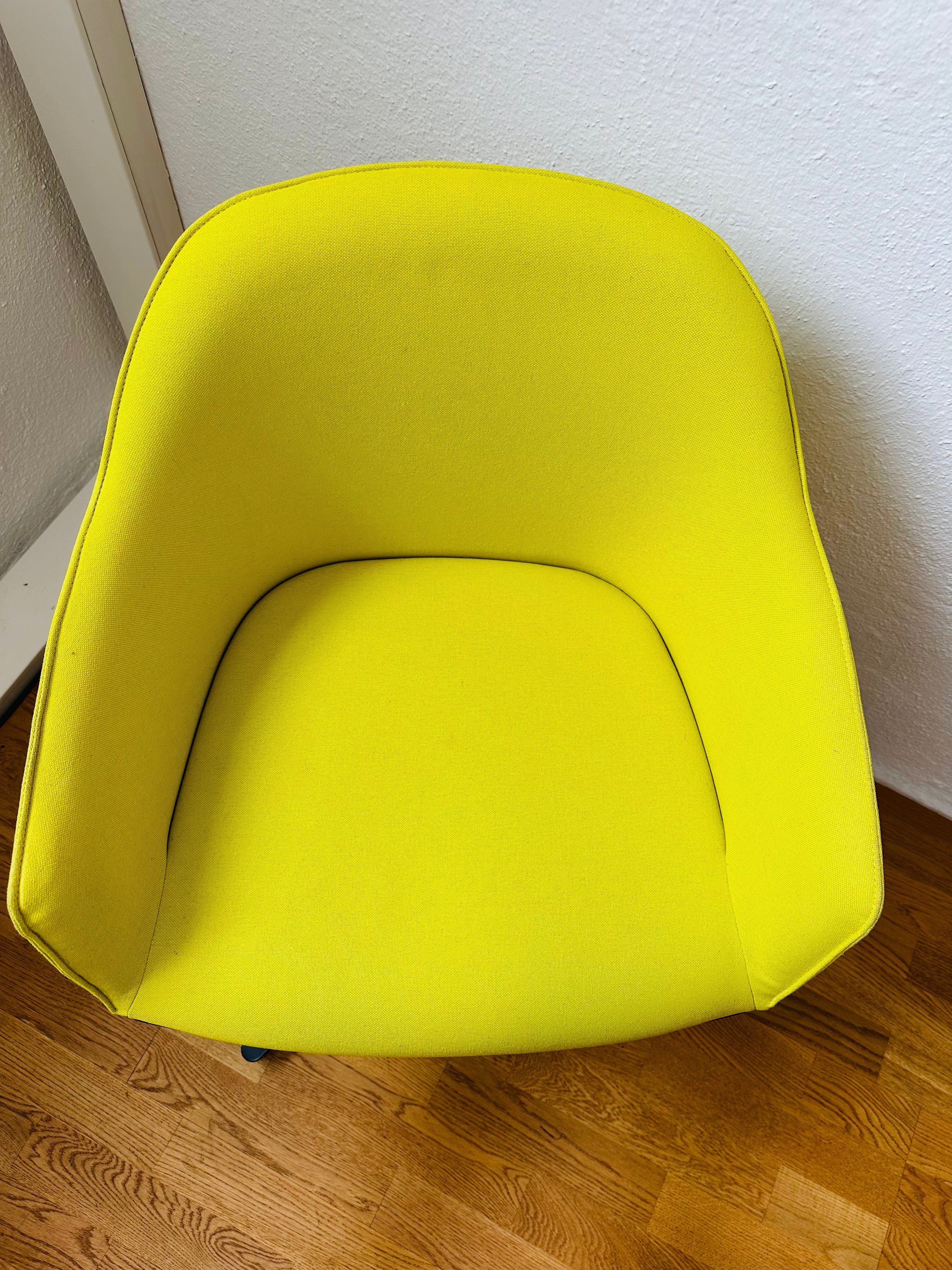 Vitra Softshell Chair, Vierstern-Untergestell B0269