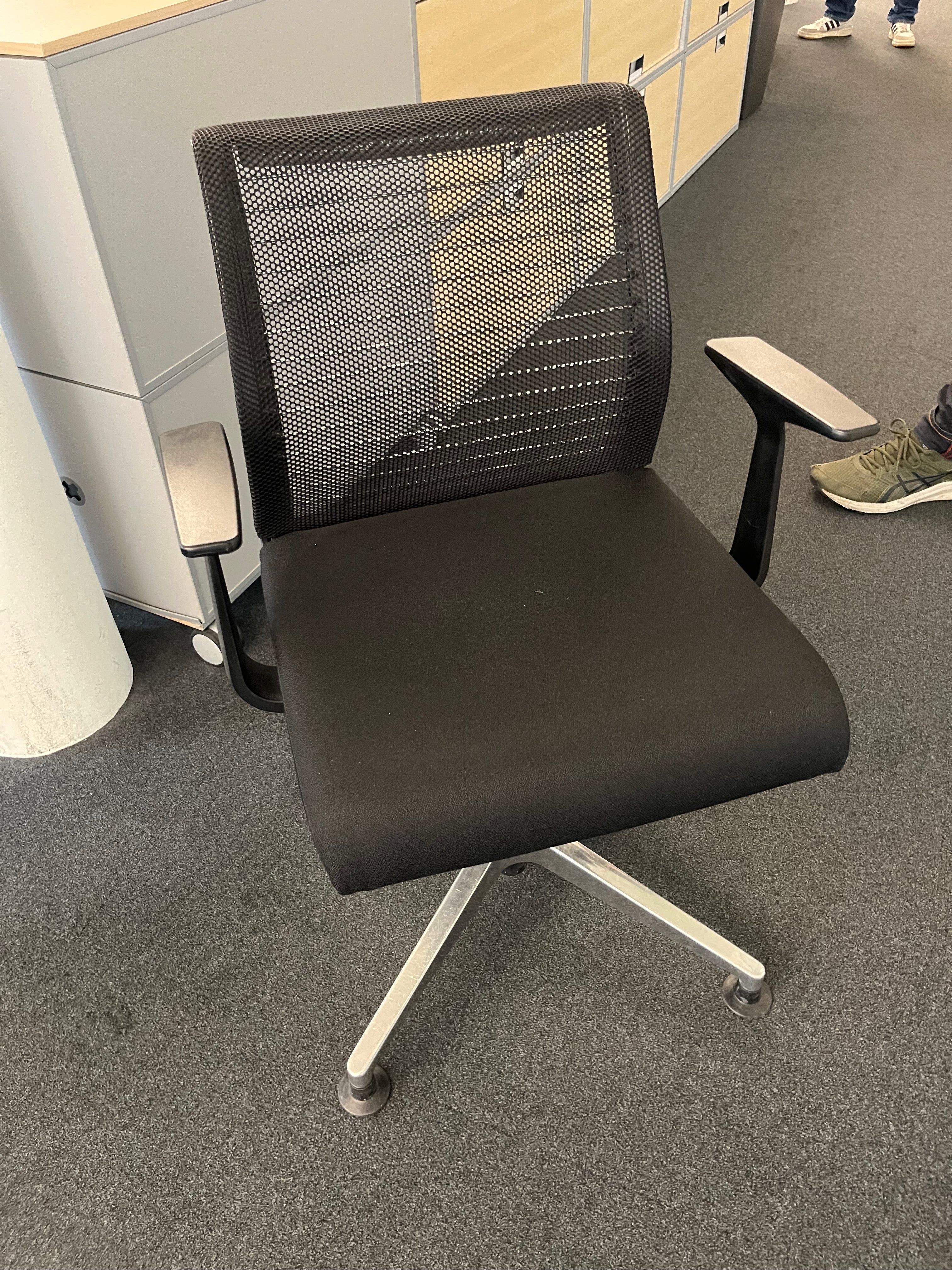 Steelcase Besucherstuhl