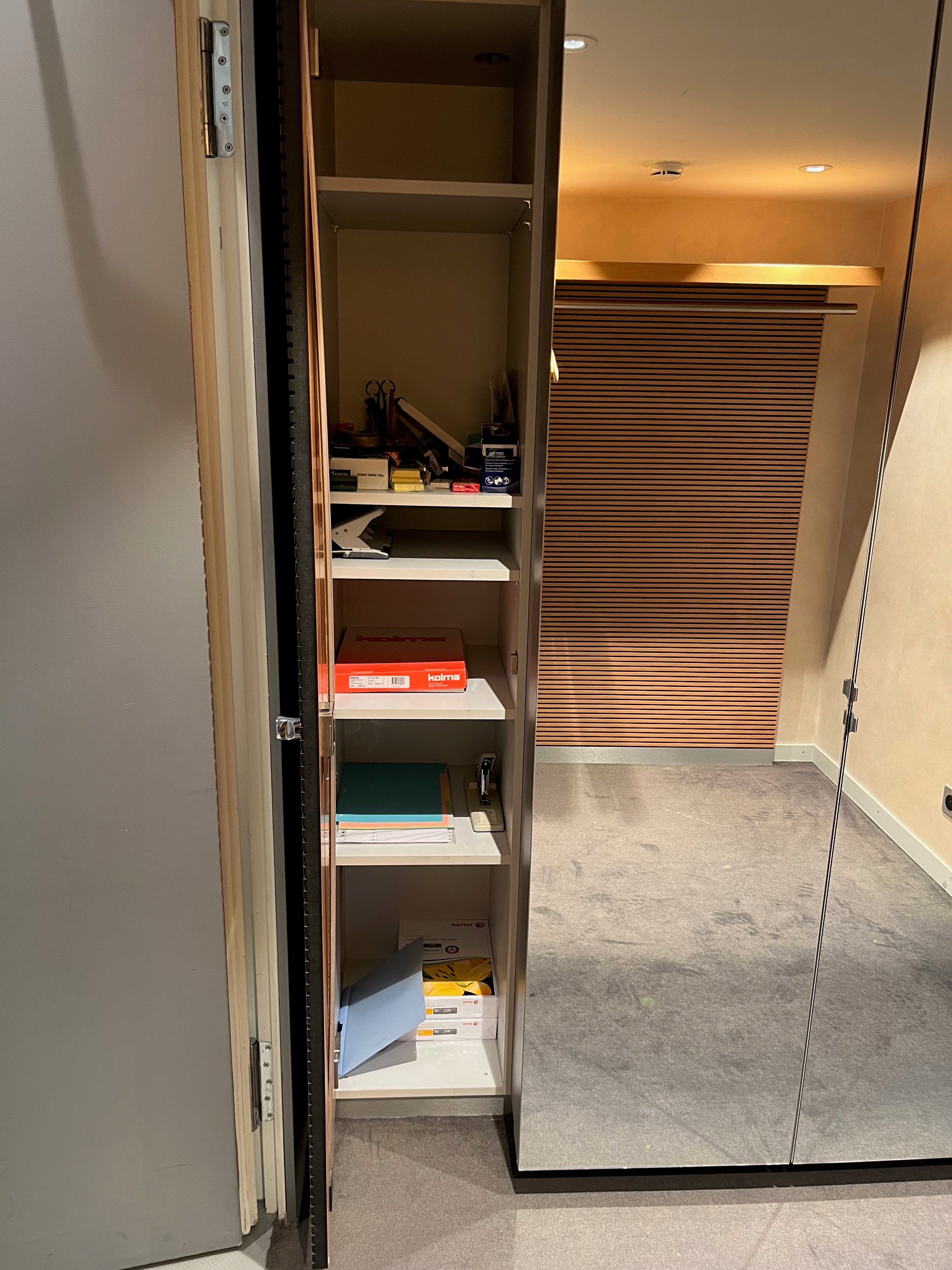 Einbauschrank & Garderobe Kombi