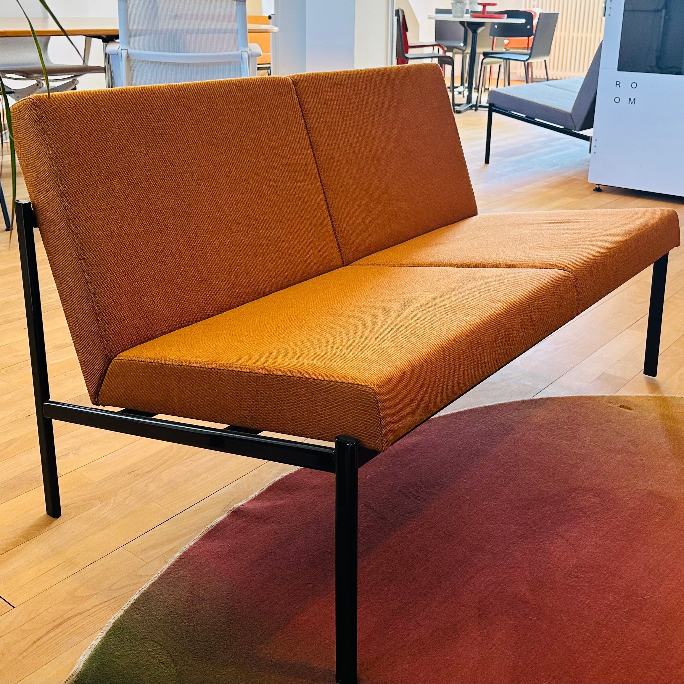 Artek Kiki Sofa 2-Sitzer B0273